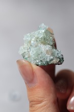 グリーンアポフィライト × ヒューランダイト 「雫の花」Green Apophyllite × Heulandite ◇ 天然石・鉱物・パワーストーン・原石 | st00384