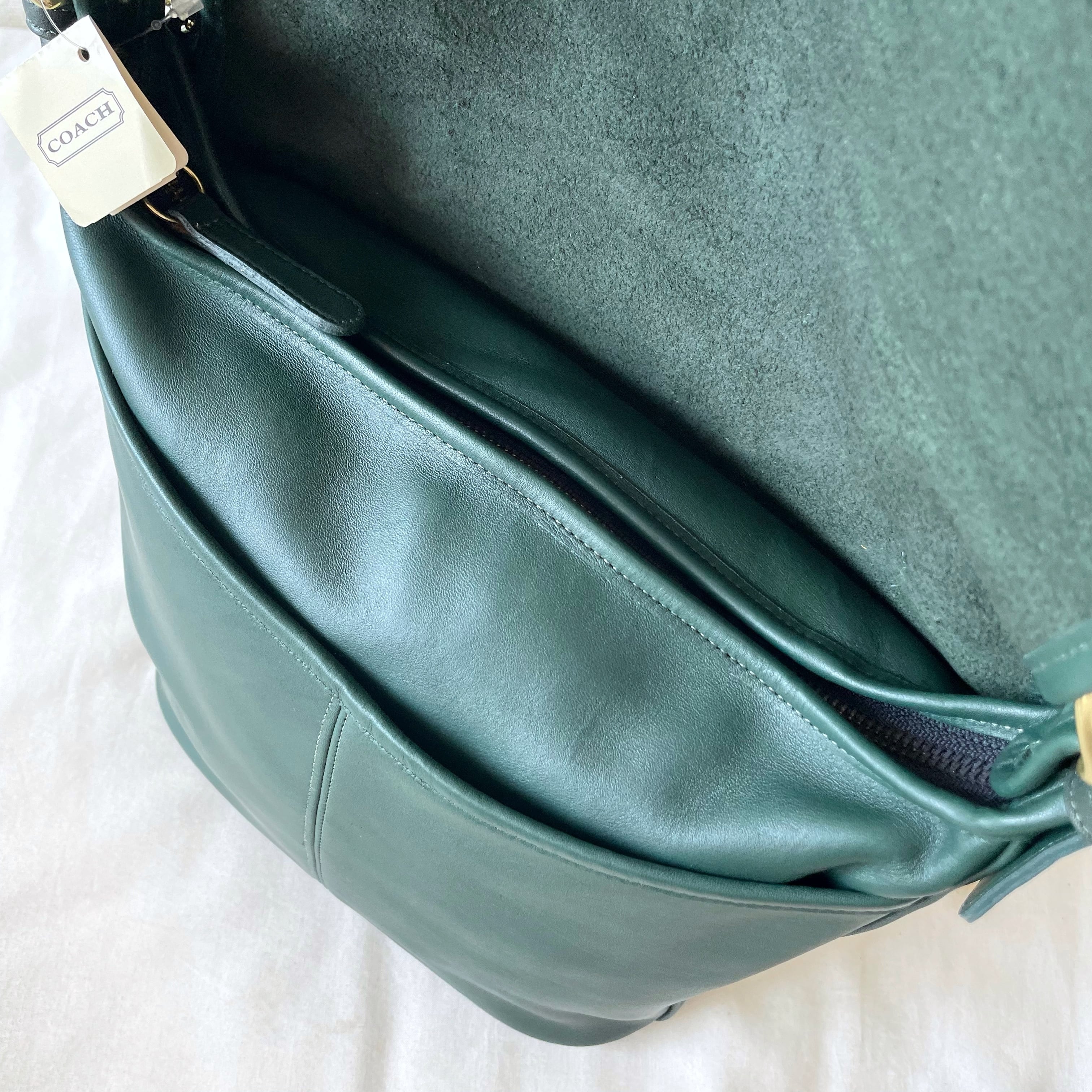 NEW WITH TAG” VINTAGE COACH (OLD COACH オールドコーチ) WHITNEY BAG