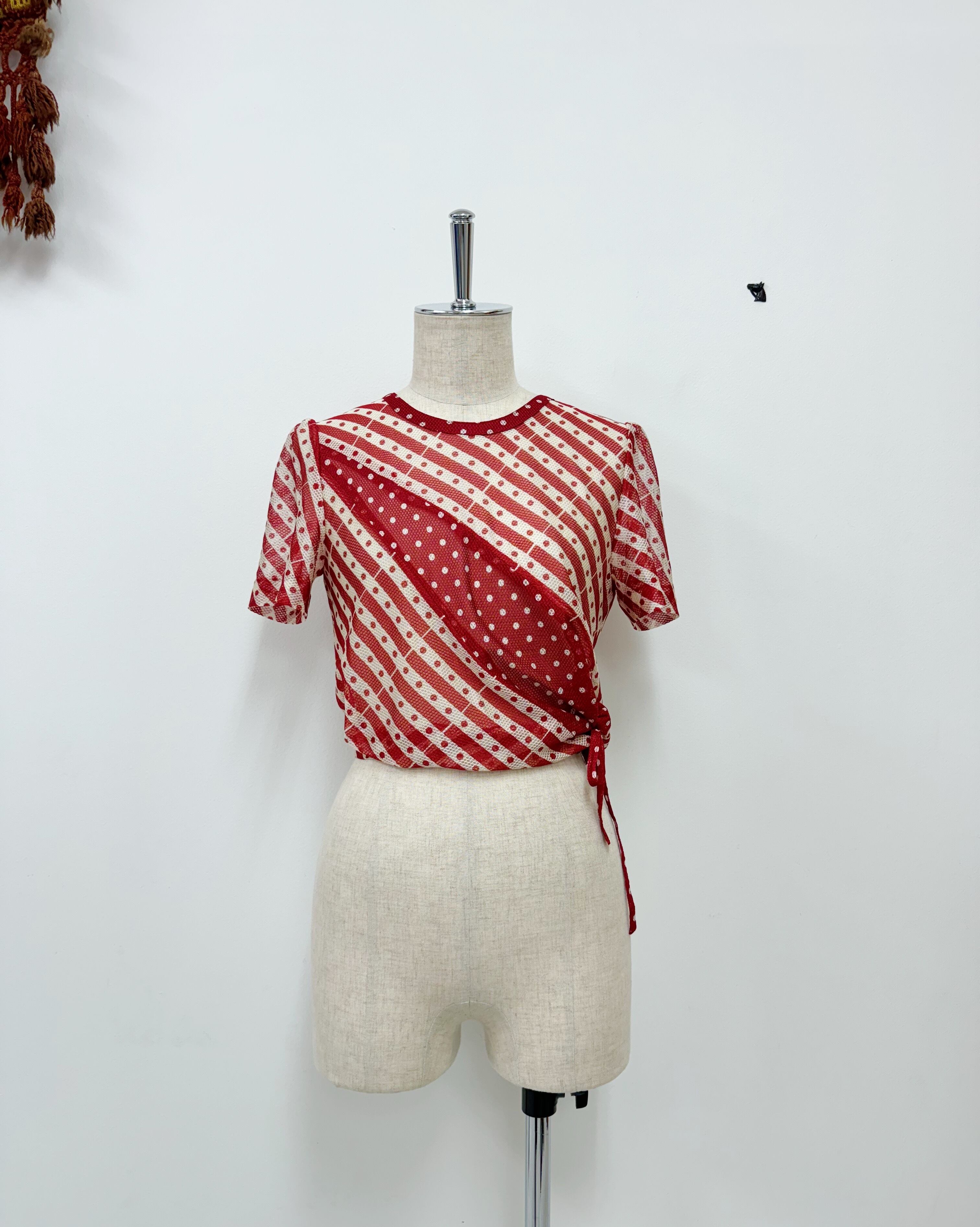 80s mesh tops | tamago store