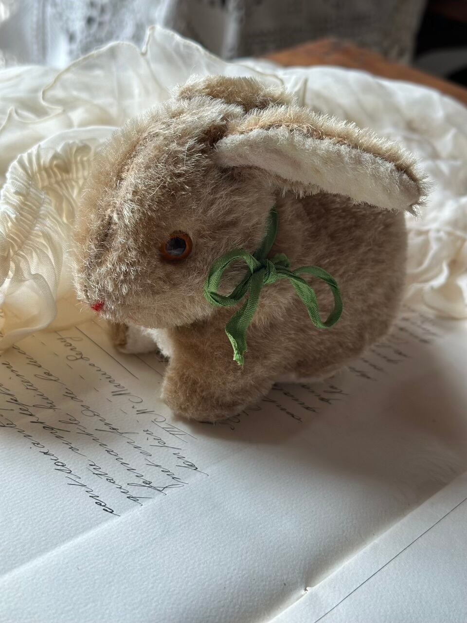 手乗りうさぎ ぬいぐるみ 緑のリボン | Brocante de La Cocotte