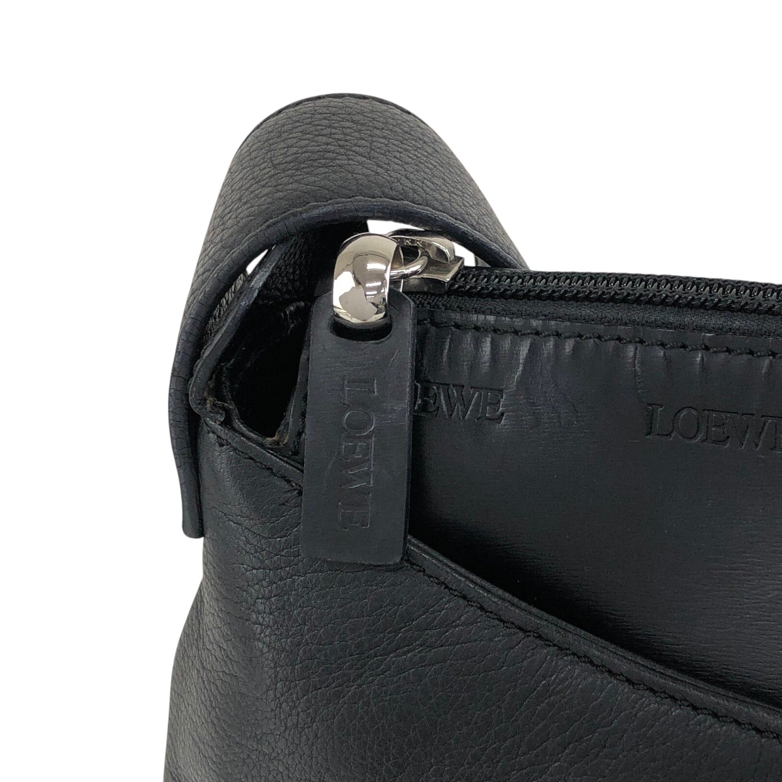 LOEWE ロエベ ショルダーバッグ ブラック アナグラム レザー ワン