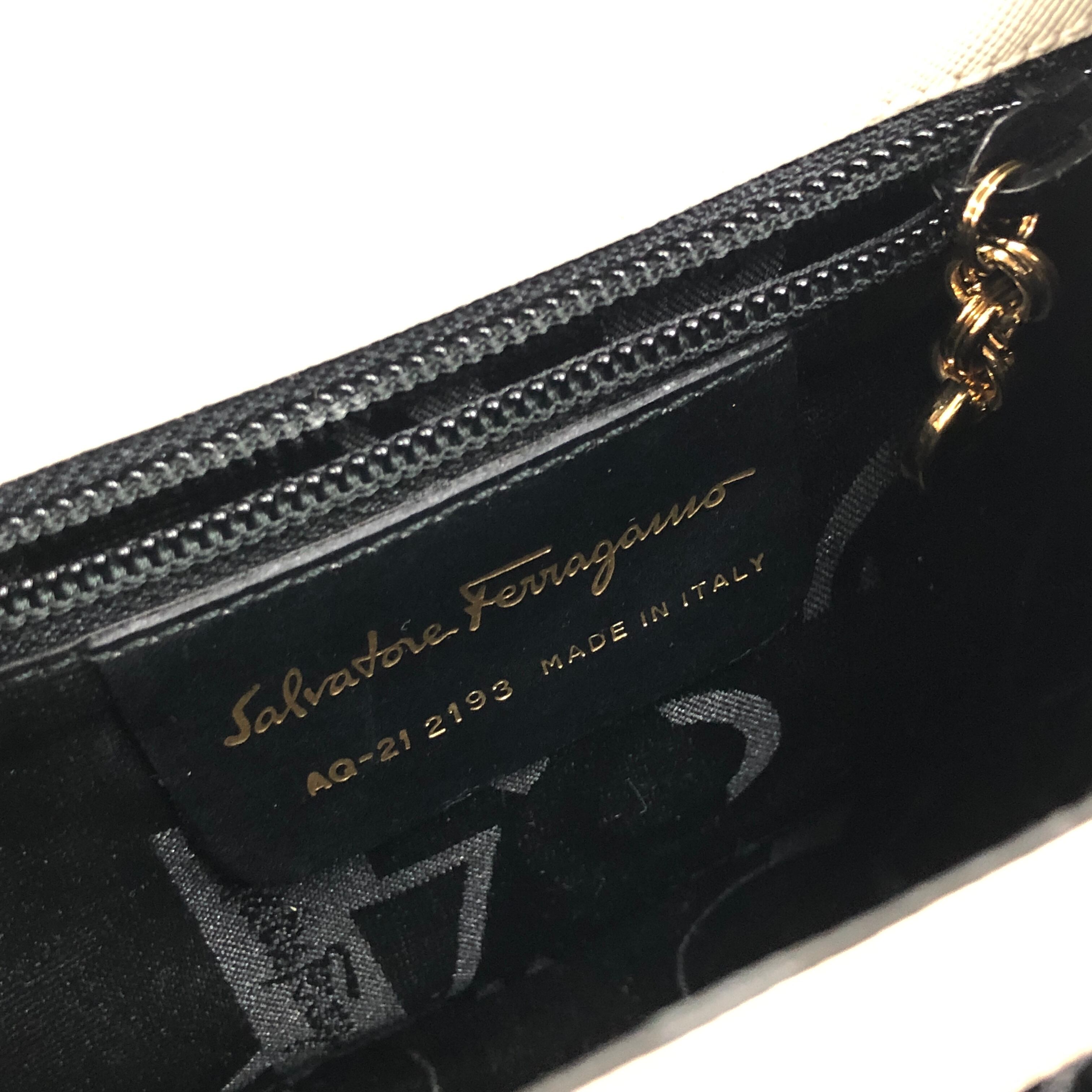 Salvatore Ferragamo サルヴァトーレ フェラガモ ガンチーニ レザー