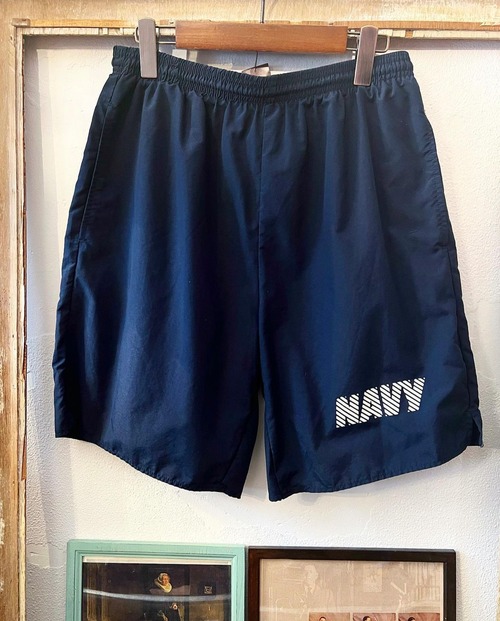 "NAVY" by NEW BALANCE traning nylon shorts【M】