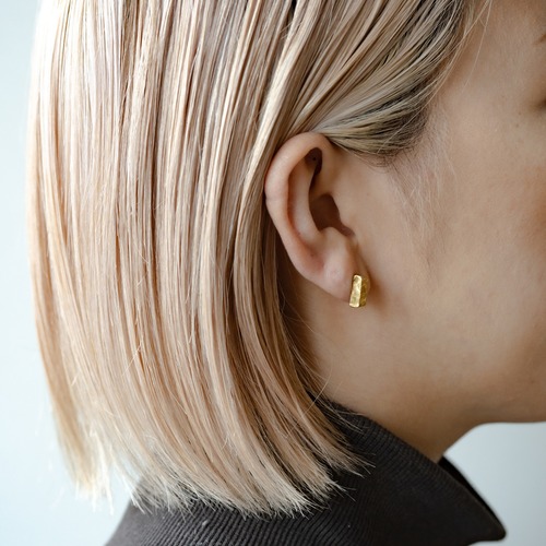 小ぶりなピアス｜box 〈無垢真鍮〉