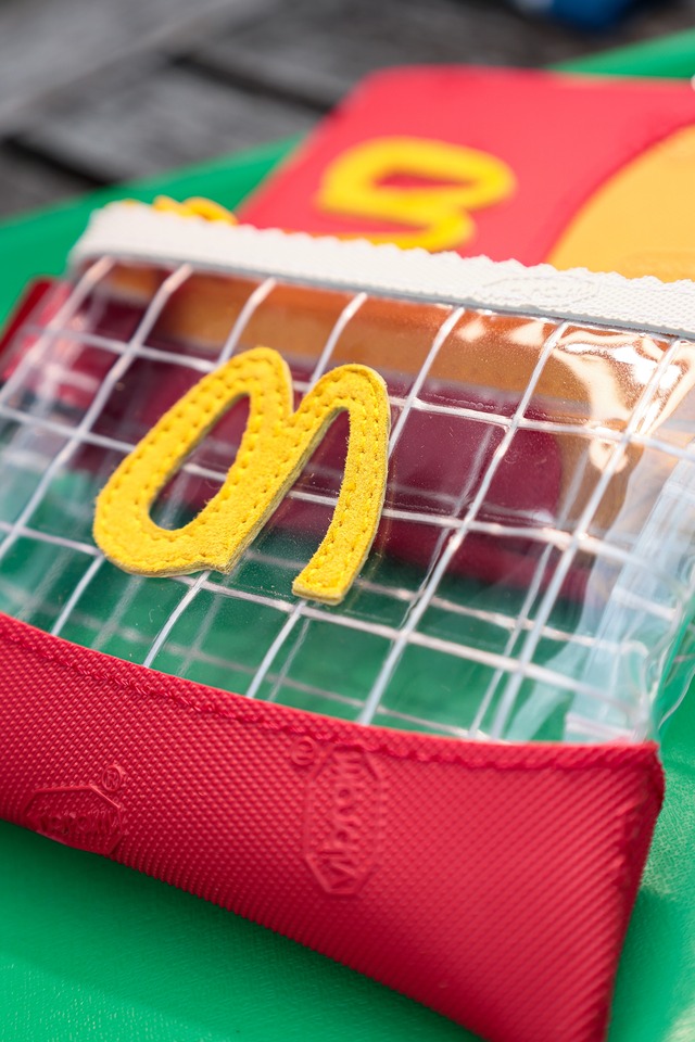 BURGER POUCH /THISWAY×ONTHEWAY