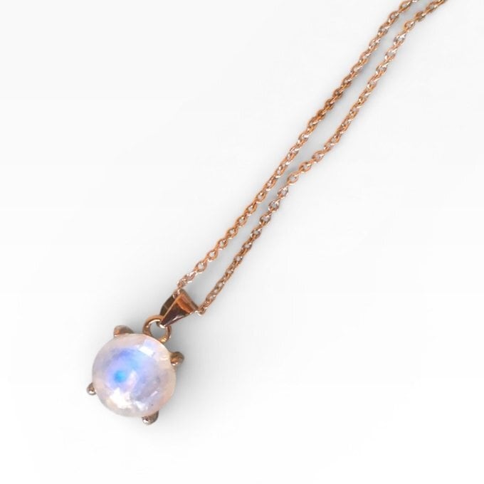 【一点物】✦6月の誕生石✦⋆.·SV925⋆.満月レインボームーンストーンPetitネックレス⋆.·Moonlit Dream.·✦no99