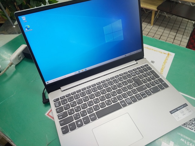 レノボ 15.6型ノートパソコン 330S-15ARR