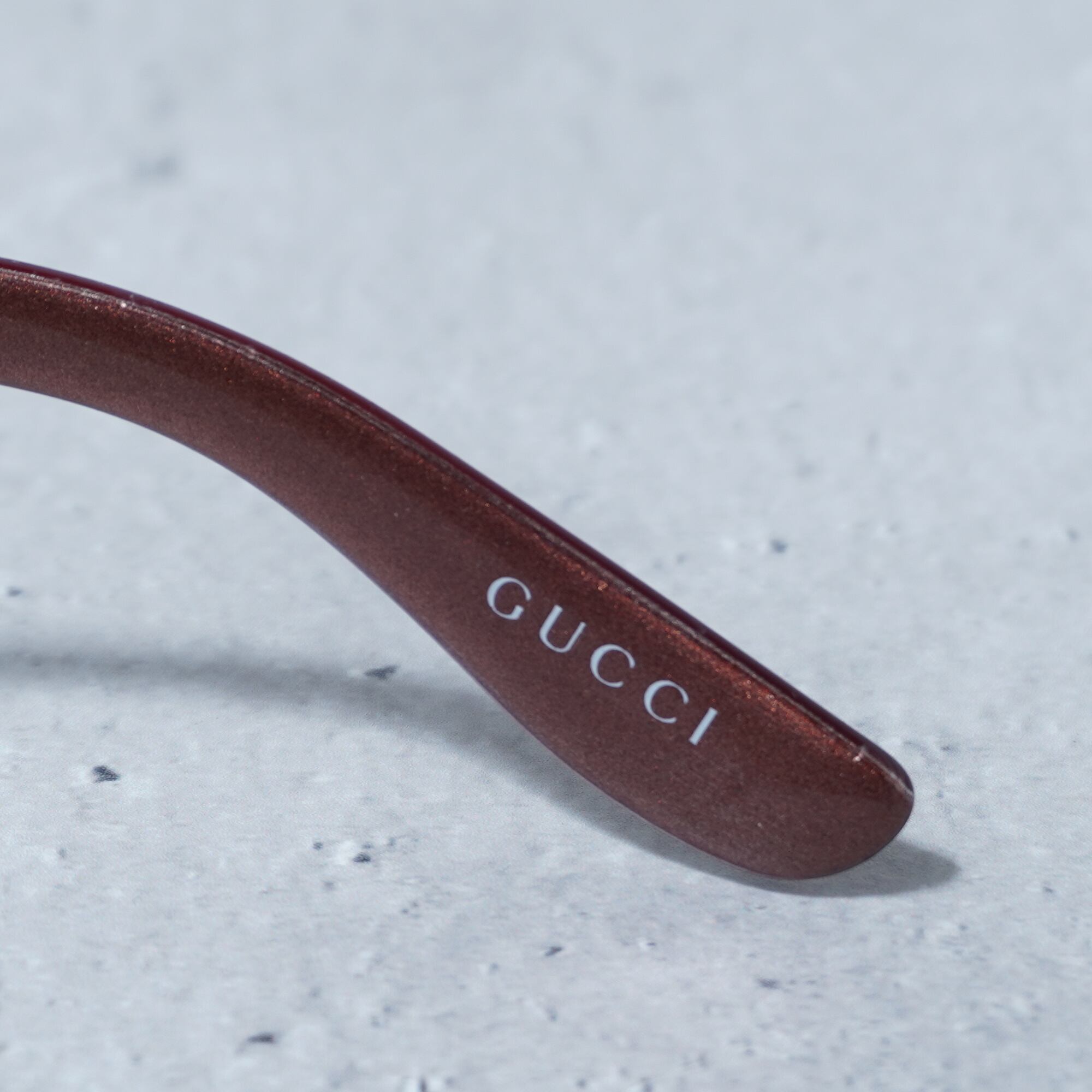 GUCCI】グッチ テンプルインターロッキングGロゴサングラス bordeaux