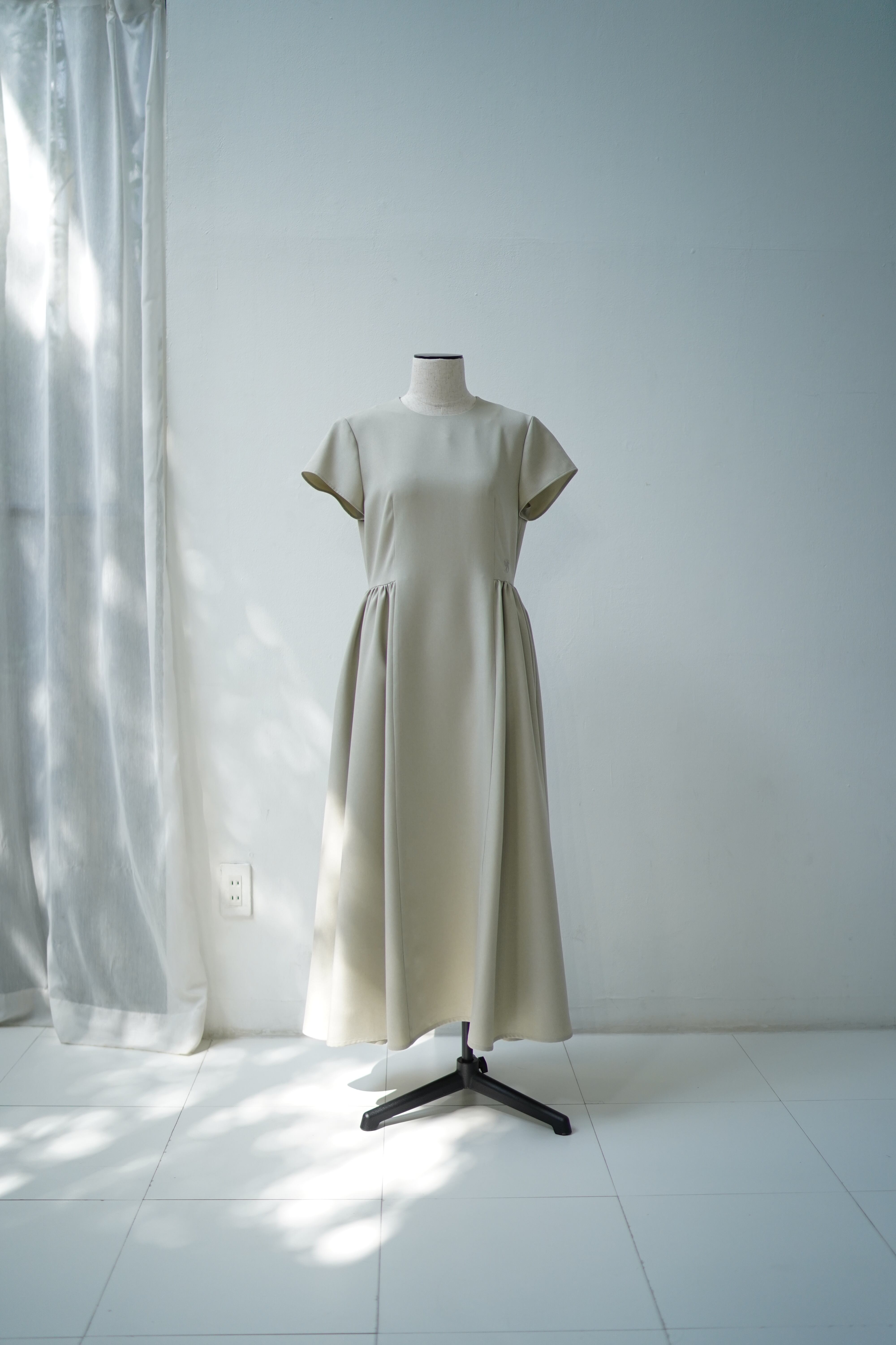 EVERYDAY DRESS mature s-sleeve サンドベージュ 数量限定  