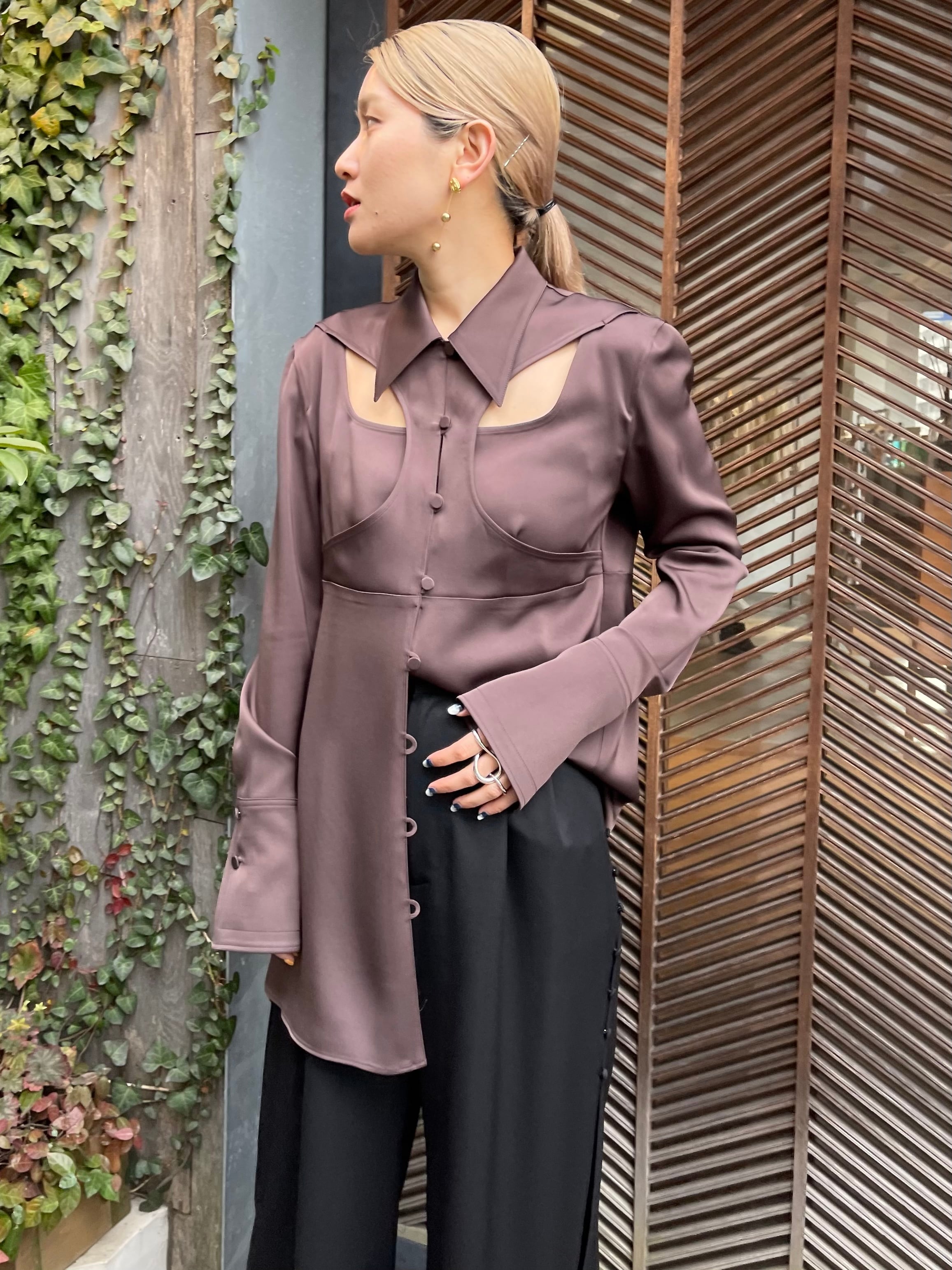 23SS】FETICO フェティコ / CUTOUT SATIN SHIRT | TRENTオンライン