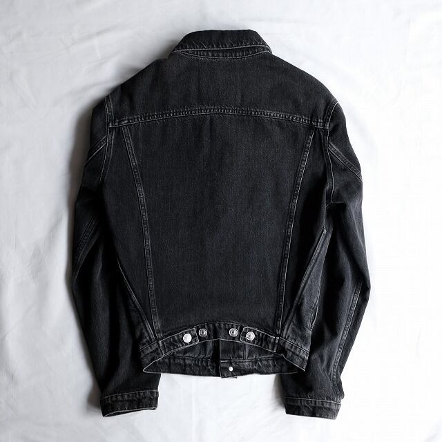 BALENCIAGA 2017 BLACK DENIM JACKET | safarionline
