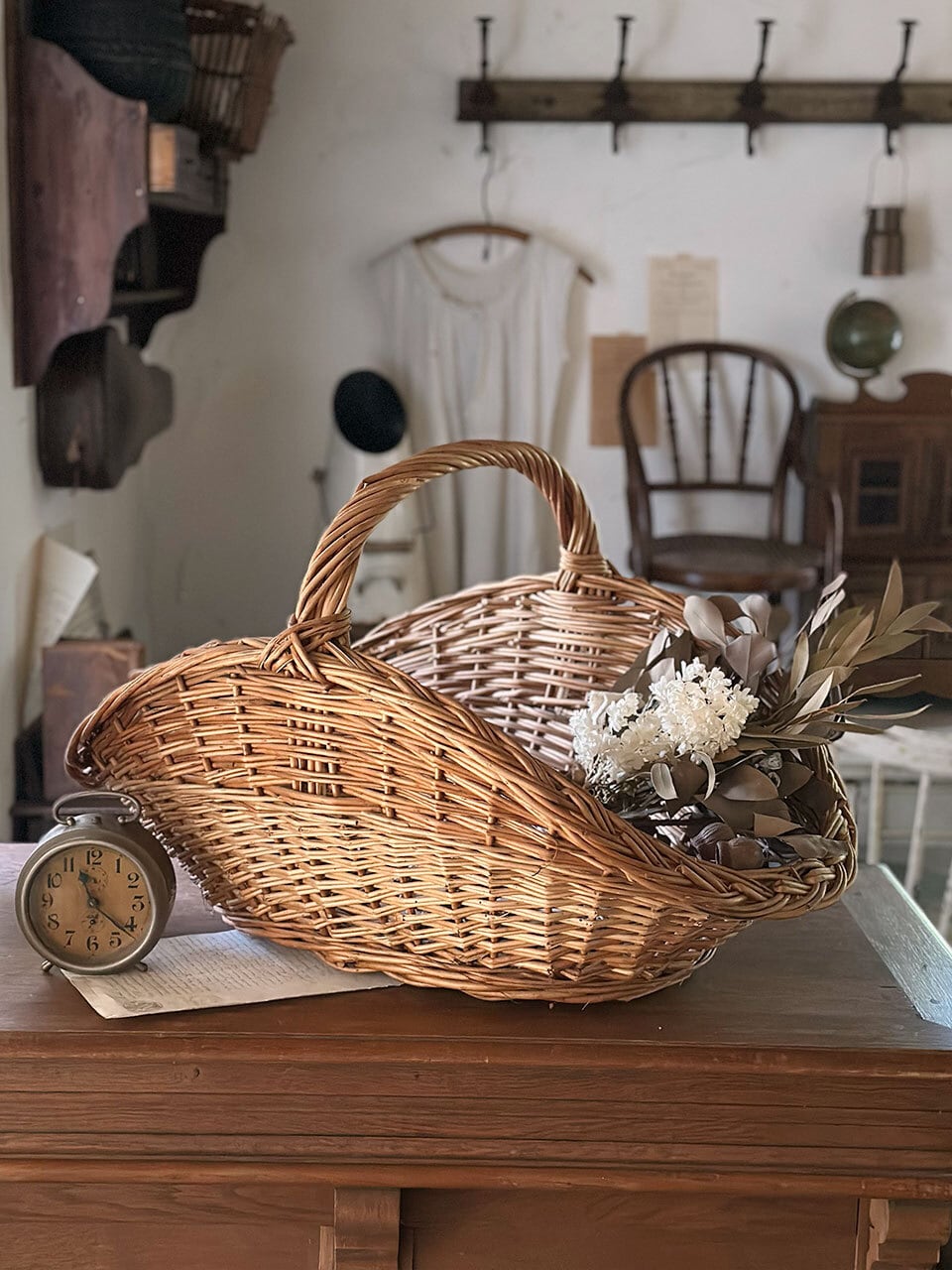 フランスアンティーク 3段フリル パニエ バスケット 片方のみリボン パニエ | Brocante de La Cocotte (フランスアンティーク