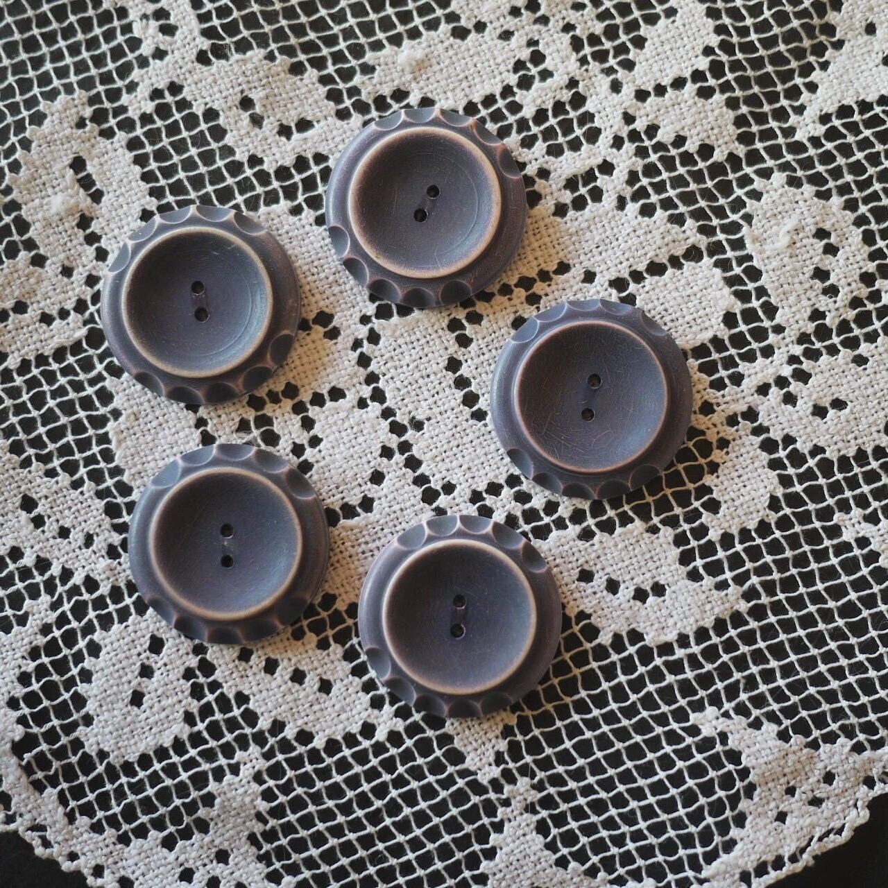 レトロ パープル鎬プラスチックボタン5P Φ2.8ドイツヴィンテージ