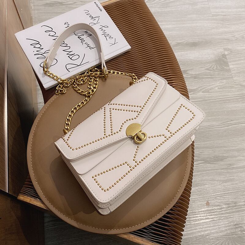 女性のショルダースモールバッグ女性バッグ2020野生のinsのメッセンジャーバッグの新しいトレンディなバージョンネット赤のテクスチャの小さな正方形のバッグ Tiancai_Wing_Bag71811468153