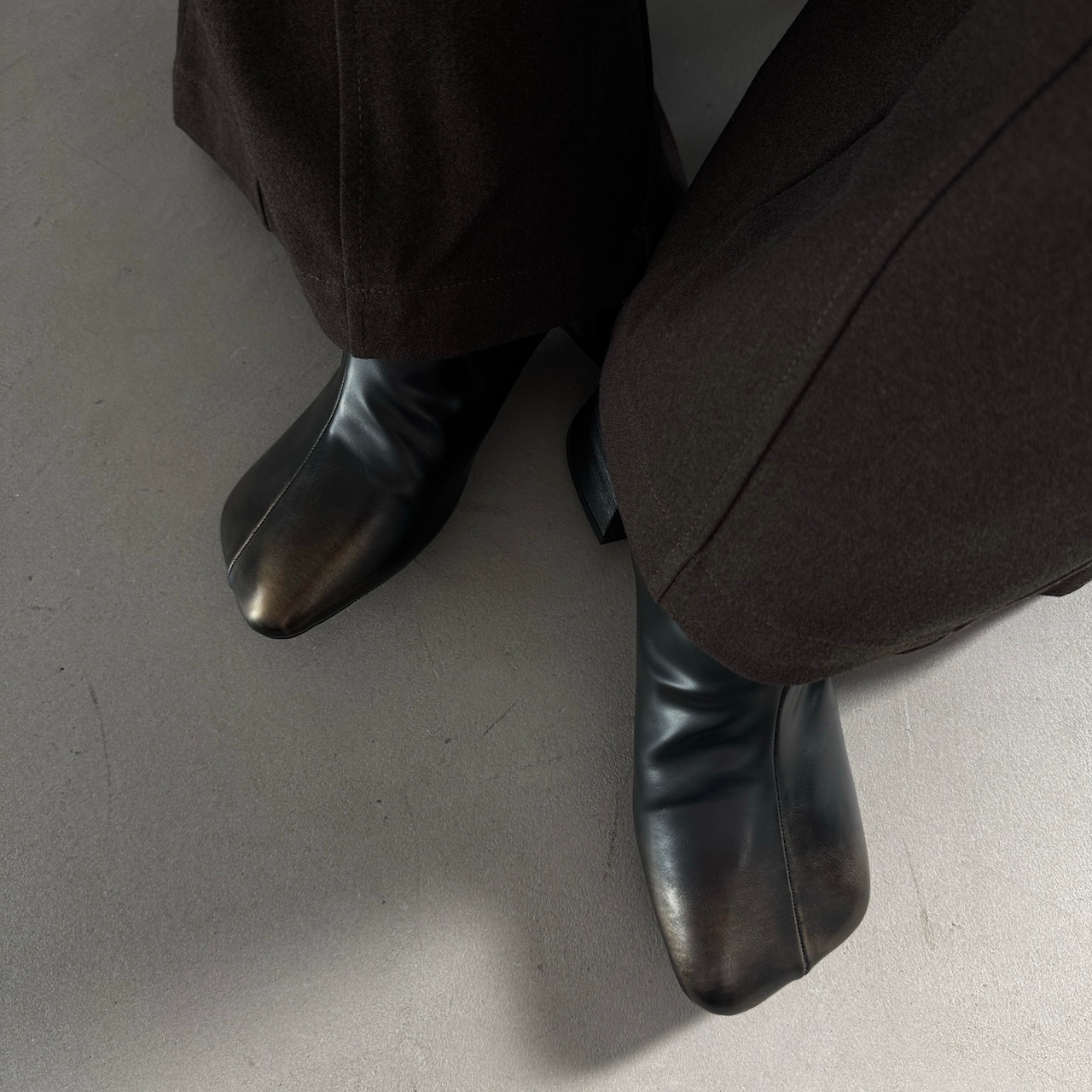 【受注予約:11月下旬入荷予定】Bronze fade square toe boots/black