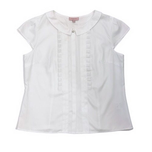 フリルブラウス