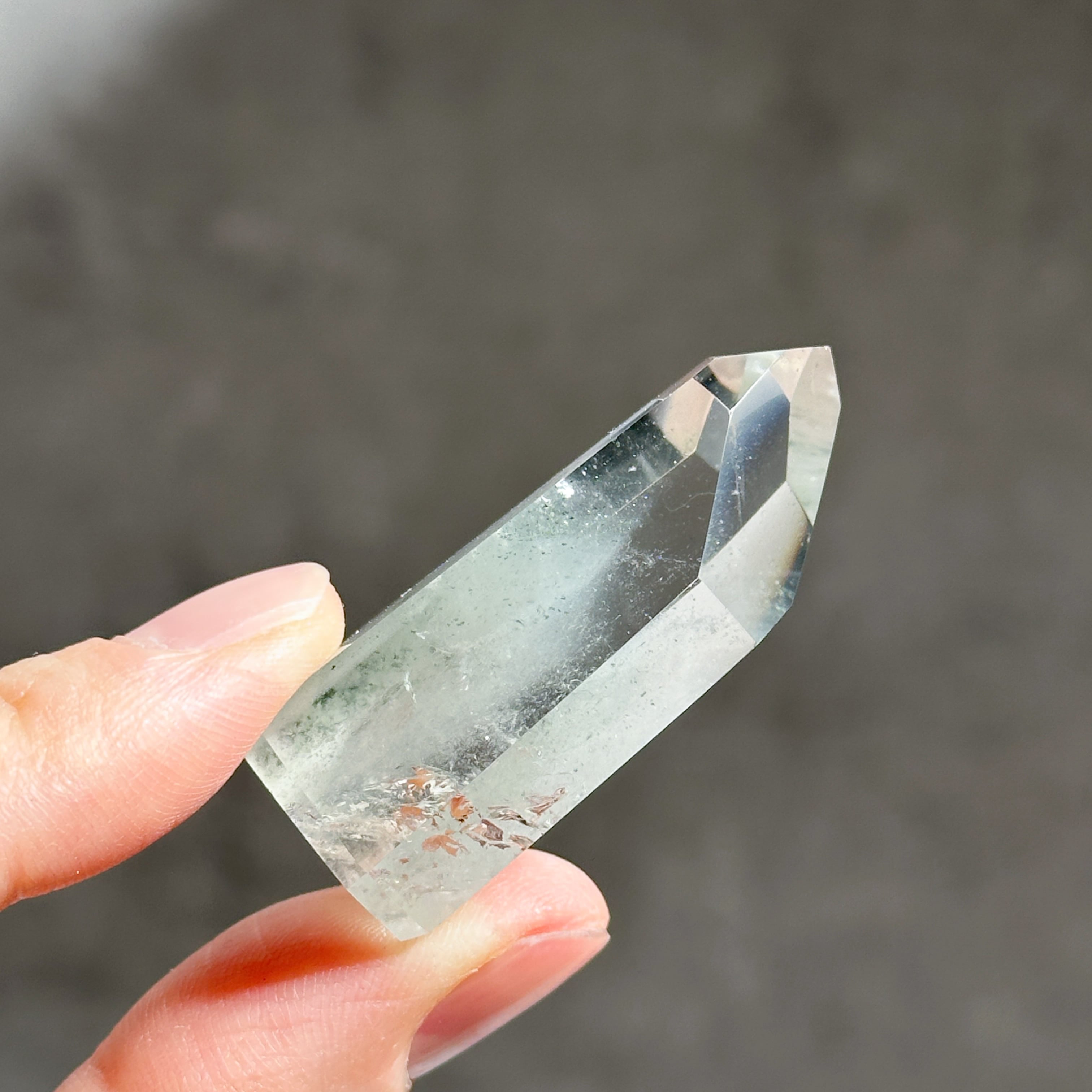 高品質 グリーンガーデンクォーツ♡ファセットカット♡No.2961 グリーンファントムクォーツ タワー61◇ Green Phantom Quartz