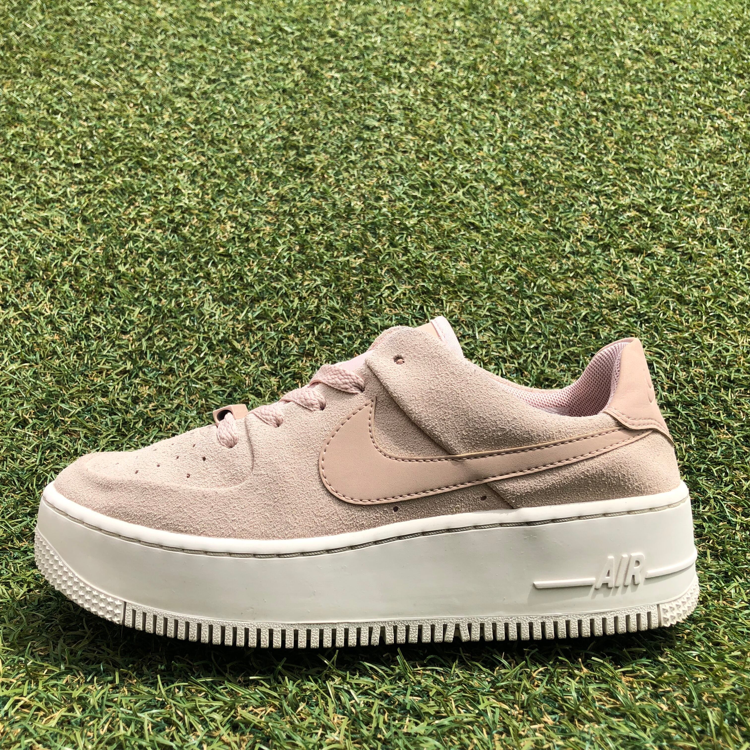 NIKE AIR FORCE 1 SAGE LOW ナイキ エアフォース ワン ロー HT36
