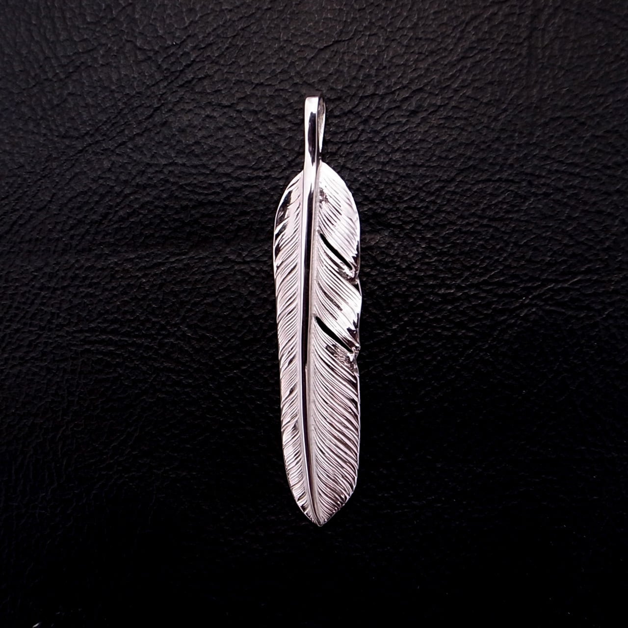 TARO WASHIMI : M FEATHER RING 01 | Gusset