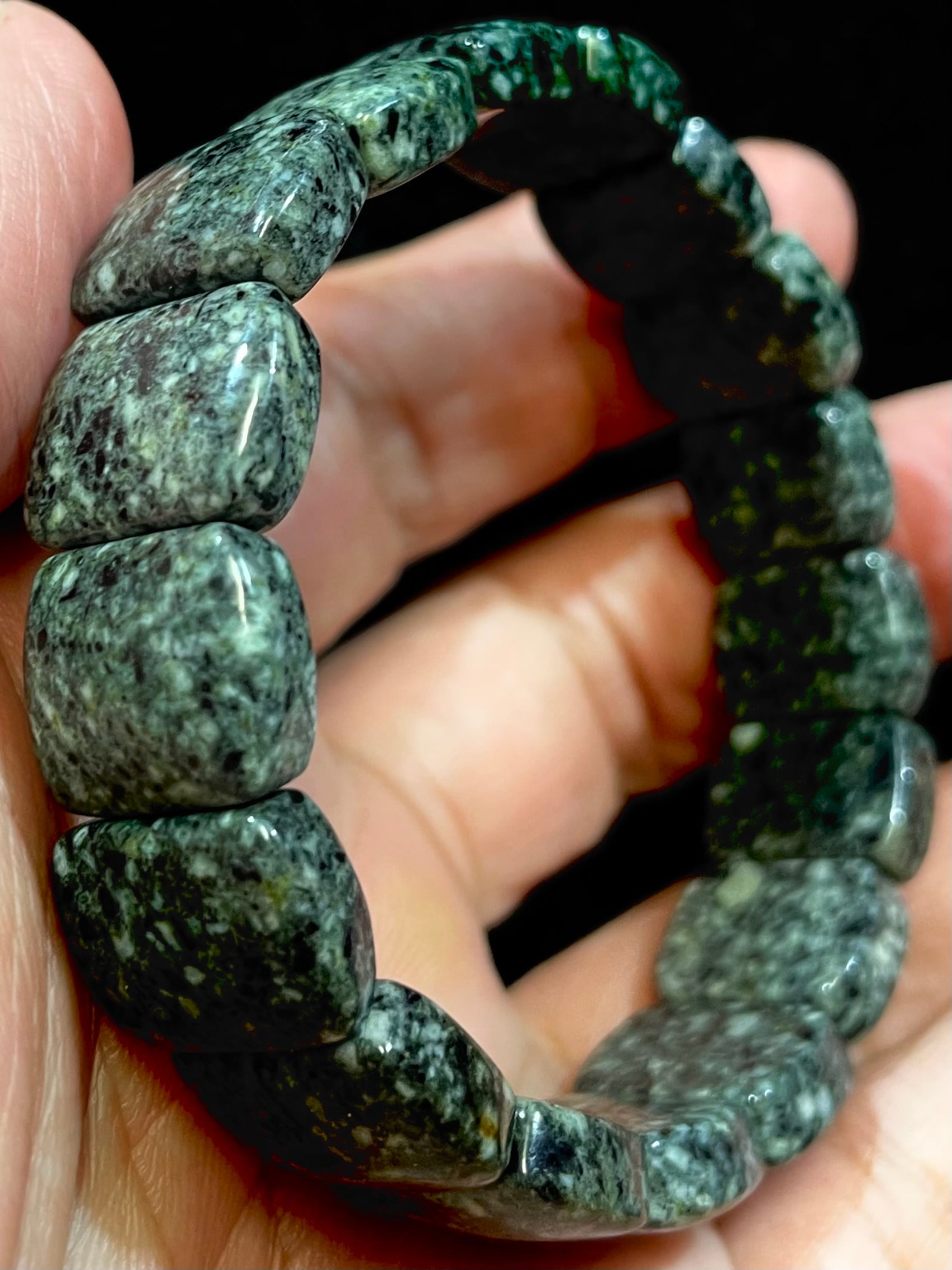 3) 霊石「遠野の石」スーパー・バングル | レムリアの太陽