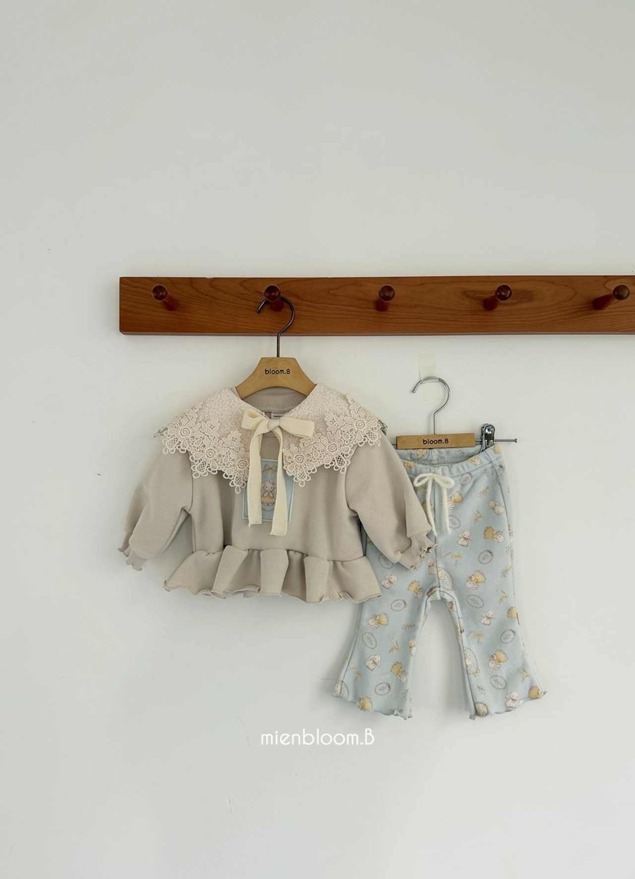 mien bloom B［取寄］bogle cape 26winter