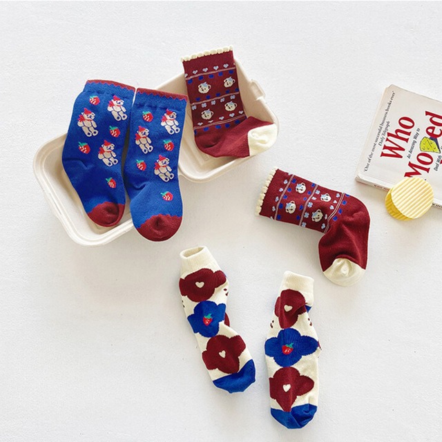 【即納】くま柄のクルーソックス 3足セット