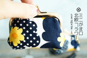 ★再販 northern Europe flowers pattern mini gamaguchi coin case handmade ● 手作り北欧フラワーパターンプチミニがま口ポーチコインケースハンドメイド