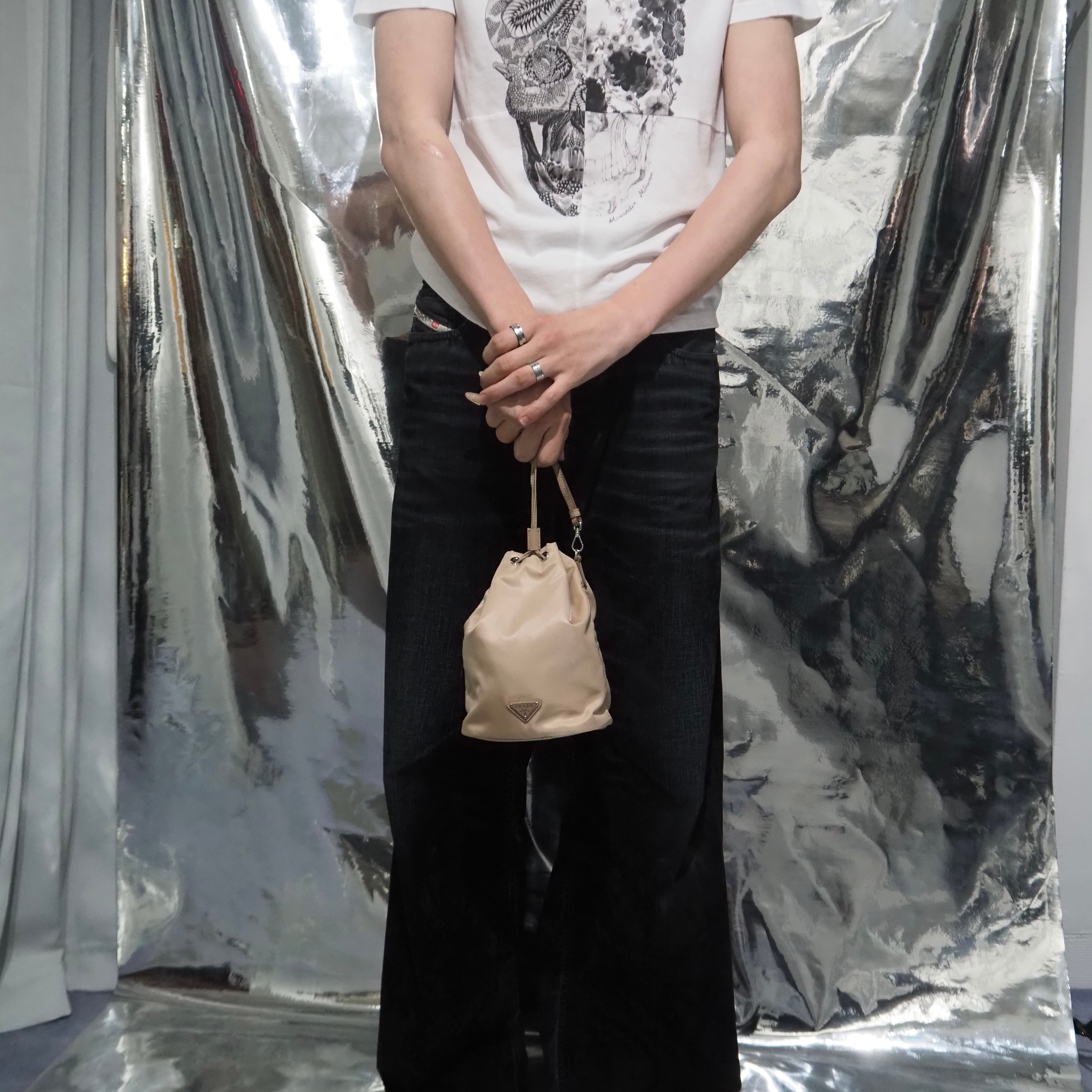 PRADA Re Nylon 巾着 ショルダーバック ナイロン ベージュ プラダ