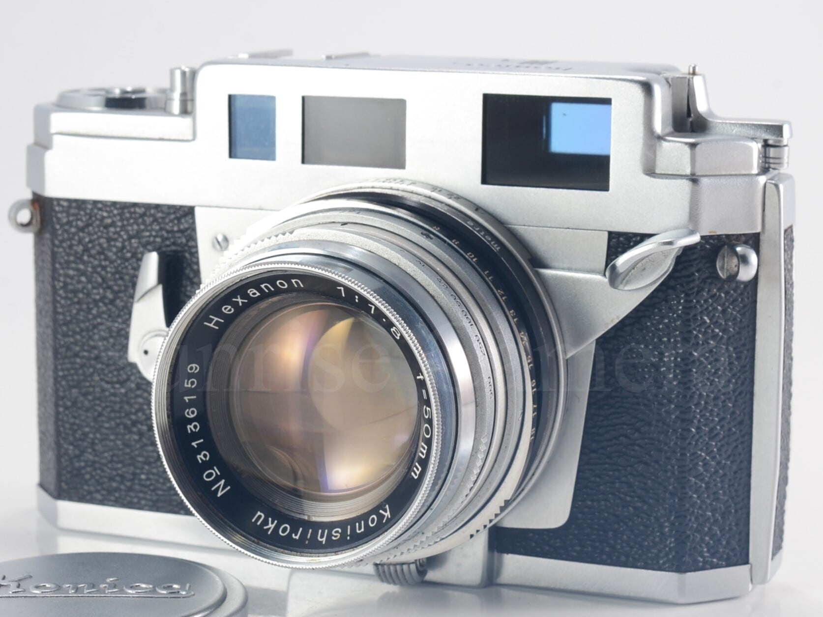 【外観・光学美品 完動品】KONICA Ⅲ 48mm F/2 フィルムカメラ 完動品◎KONICA Ⅲ 48mm F2 フィルムカメラ ケース付き #30 完動品