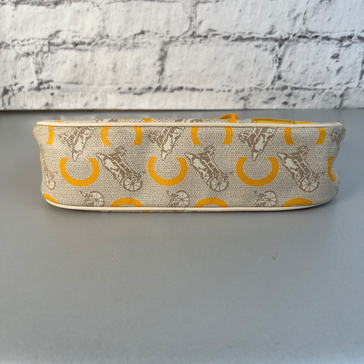 【最終処分SALE】CELINE セリーヌ ハンドバッグ イエロー A-9040