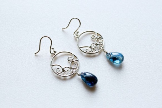 カイヤナイトのピアス