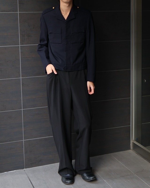 Epaulette design short jacket