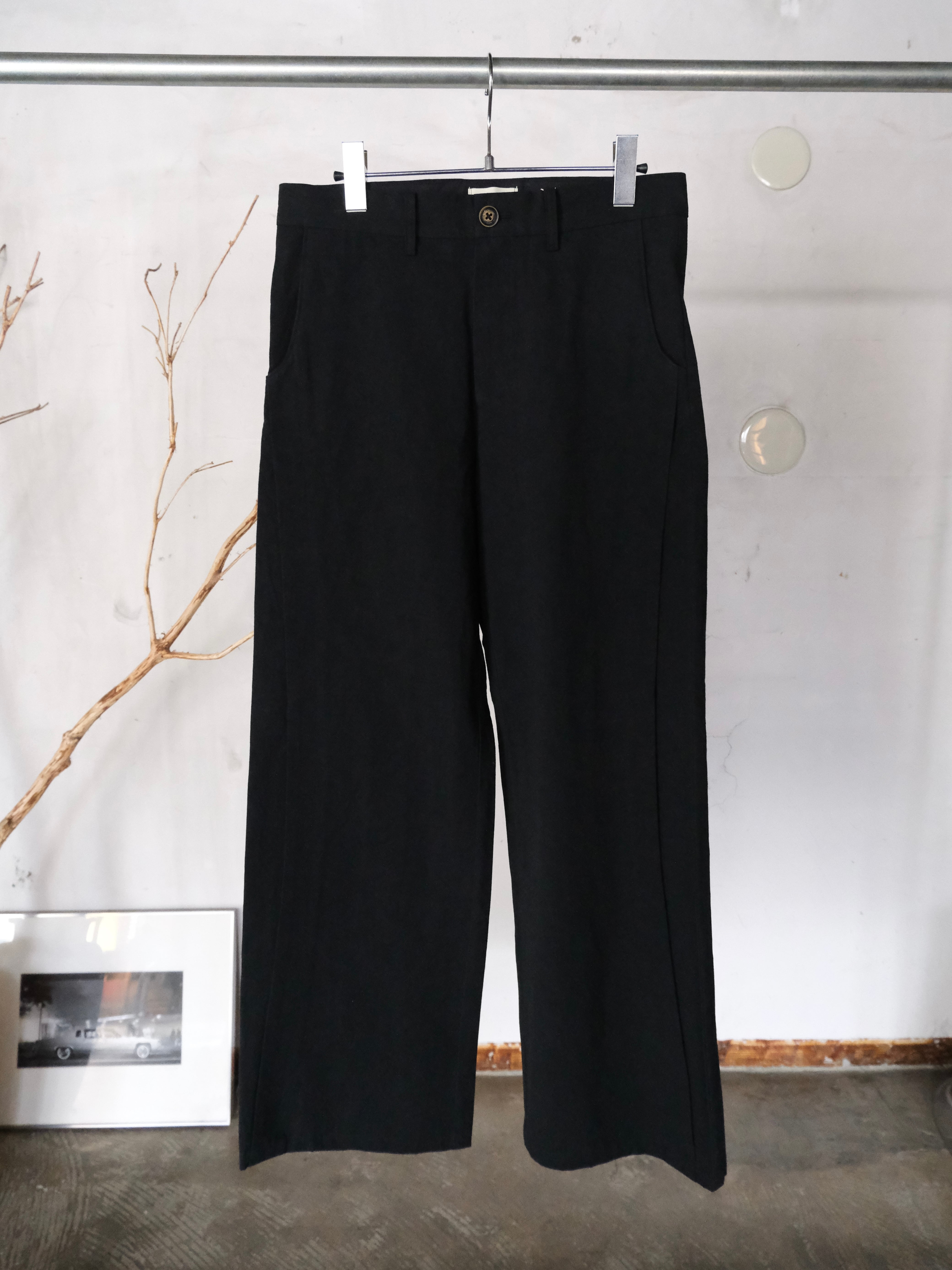 STEAF】 WAVE TUCK PANTS | THE OUR