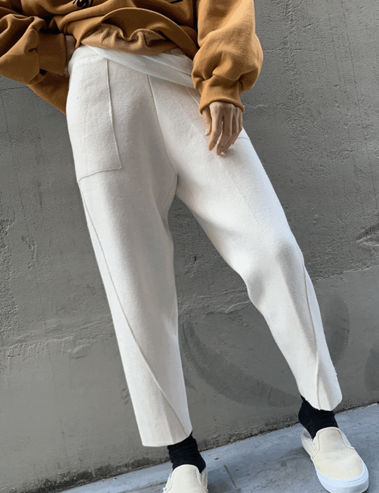 【訳あり】Simple Knit Jogger Pants_Ivoryのみ