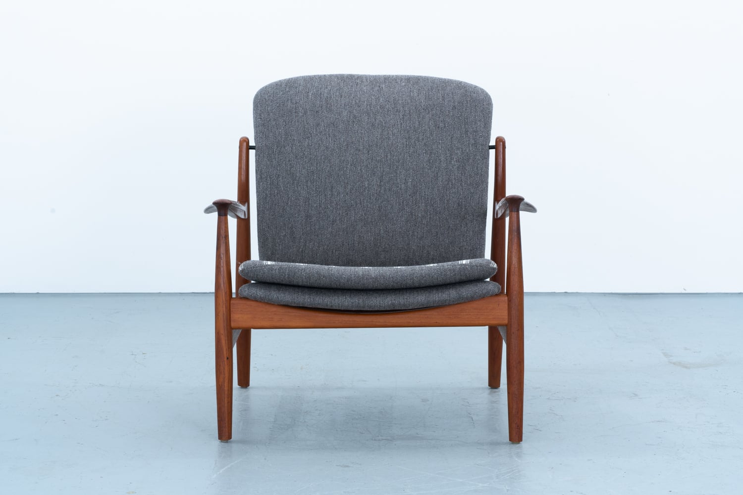 Finn Juhl | フィン ユール | kaikki gallery | 北欧ヴィンテージ家具
