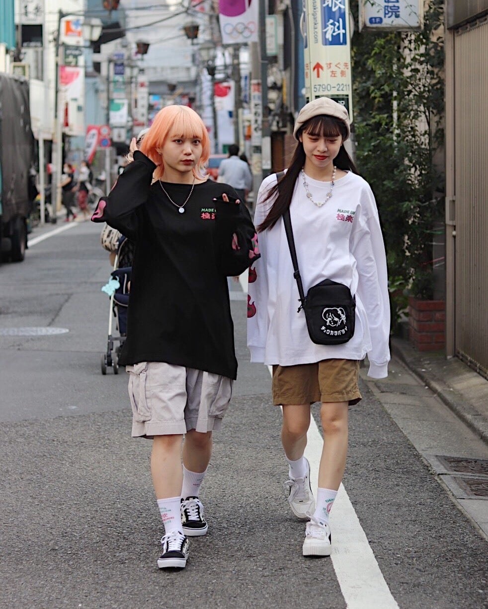 MADE in 極楽 long sleeve T-shirt【black】 | チュウカタベタイ