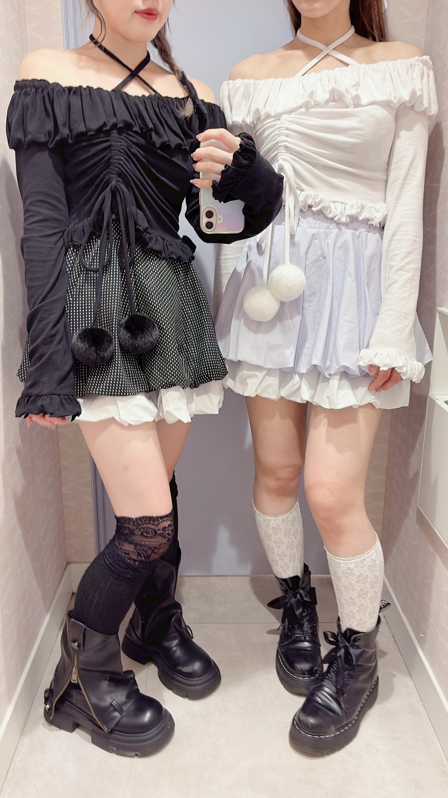 ぽんぽんオフショルトップス | lilLilly official webstore