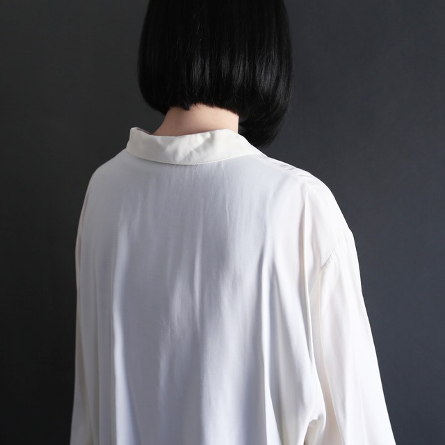 box wide silhouette embroidery design l/s fry front shirt