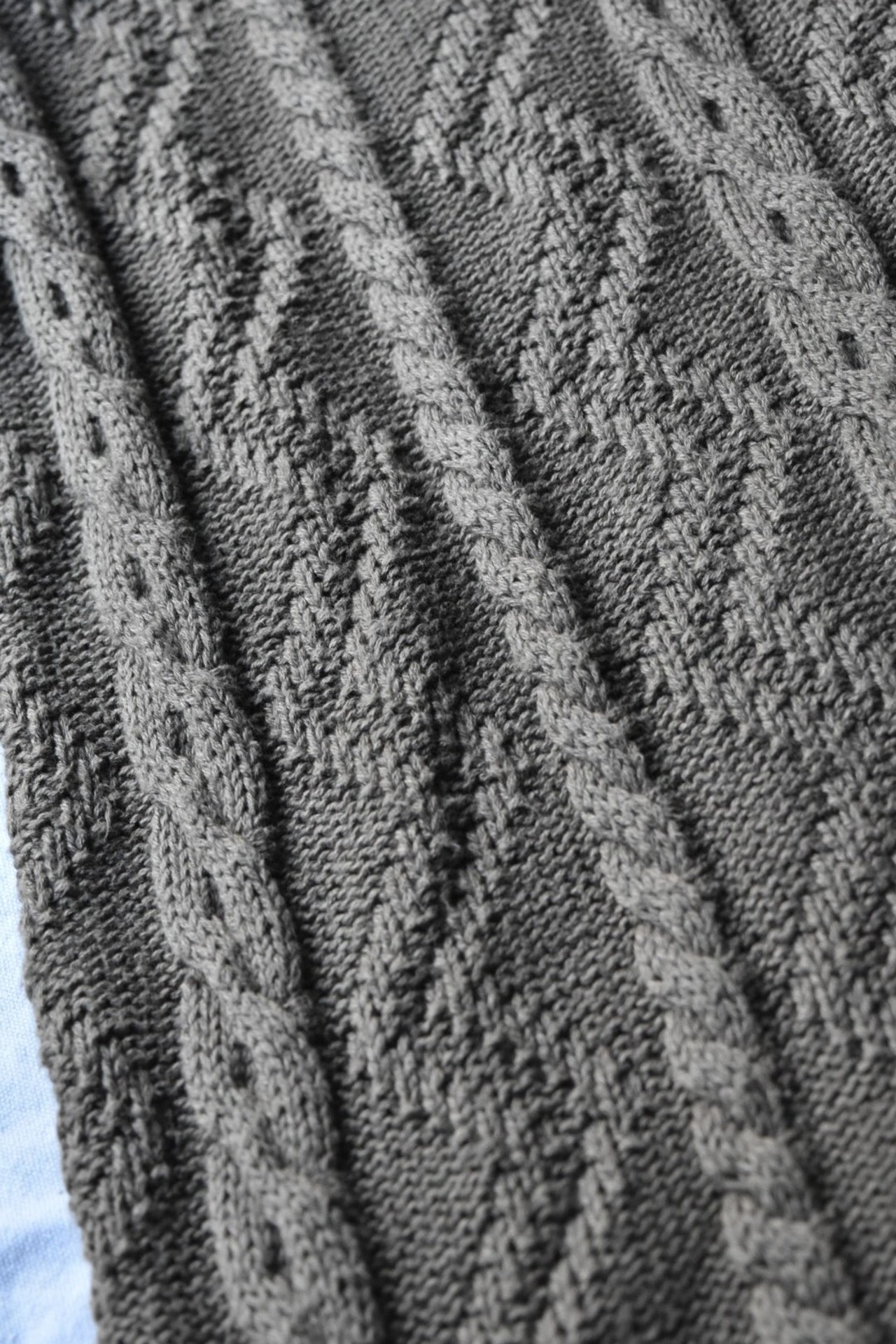 "JUNGLE PARIS" by KENZO 1980s Deep blown knit