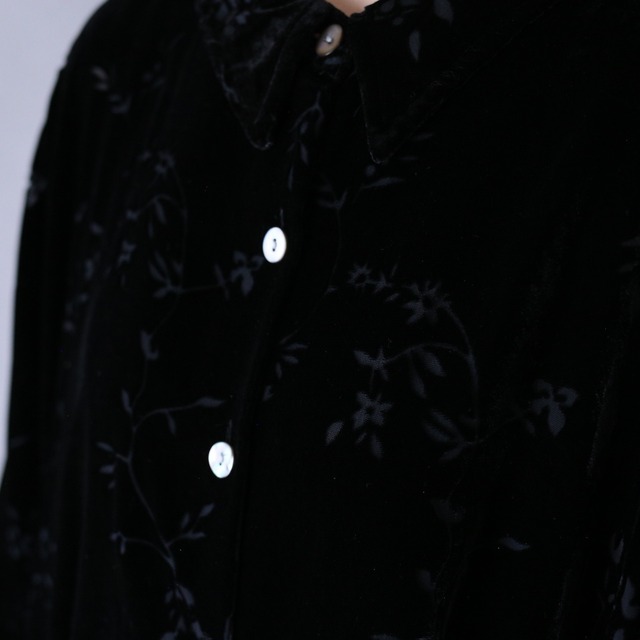 flower sheer pattern XXX over silhouette velours shirt