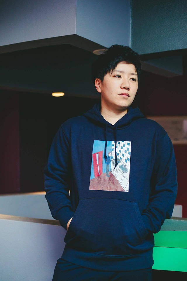 名刺交換 パーカー レッド