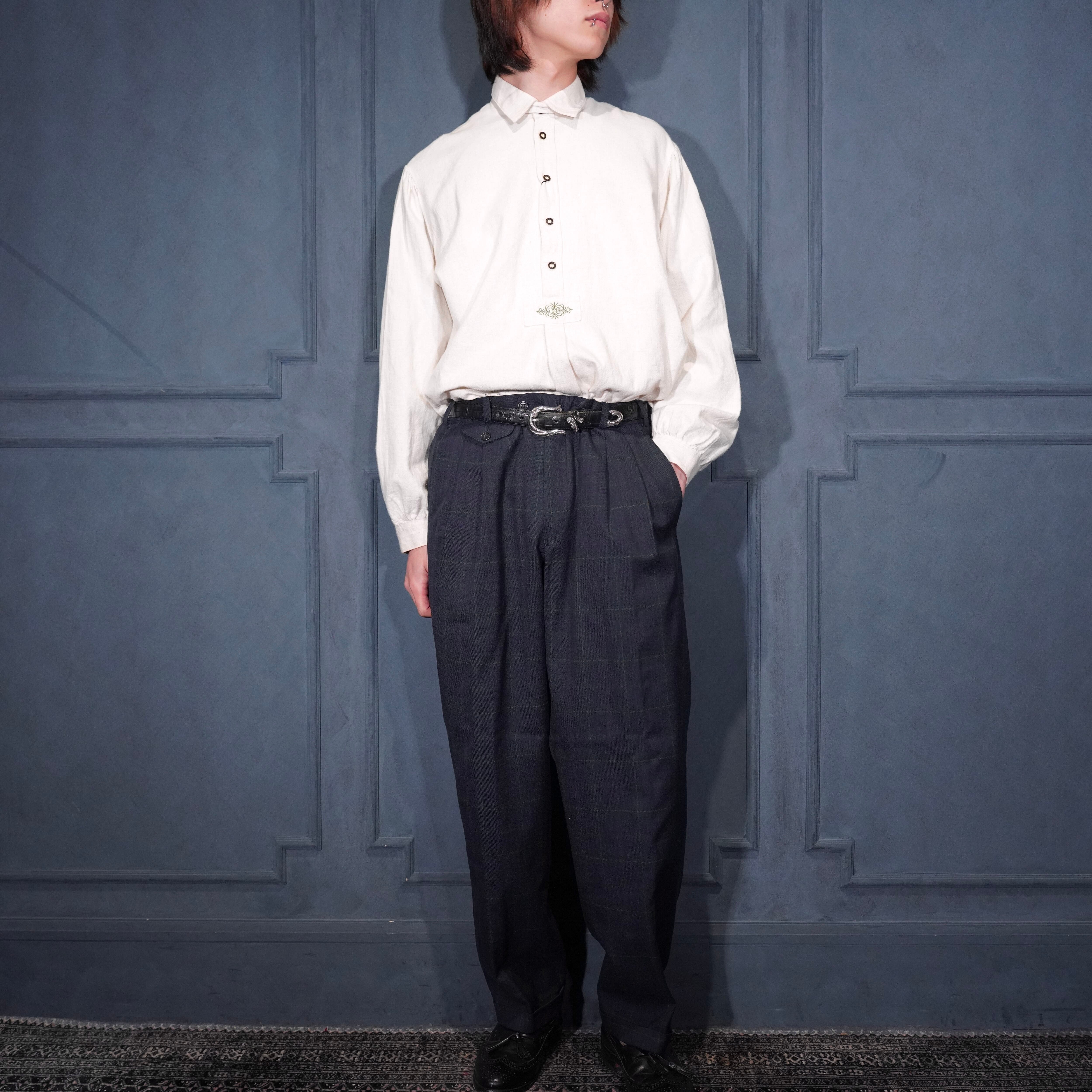 EU VINTAGE STATZ PKZ OF SWITZERLAND CHECK PATTERNED TUCK DESIGN