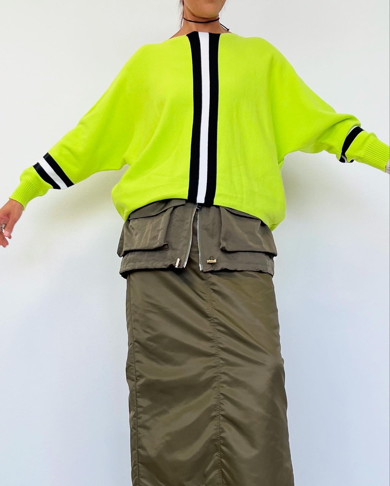 ミカーレミカーレ MICALLEMICALLEストライプデザインニットトップス