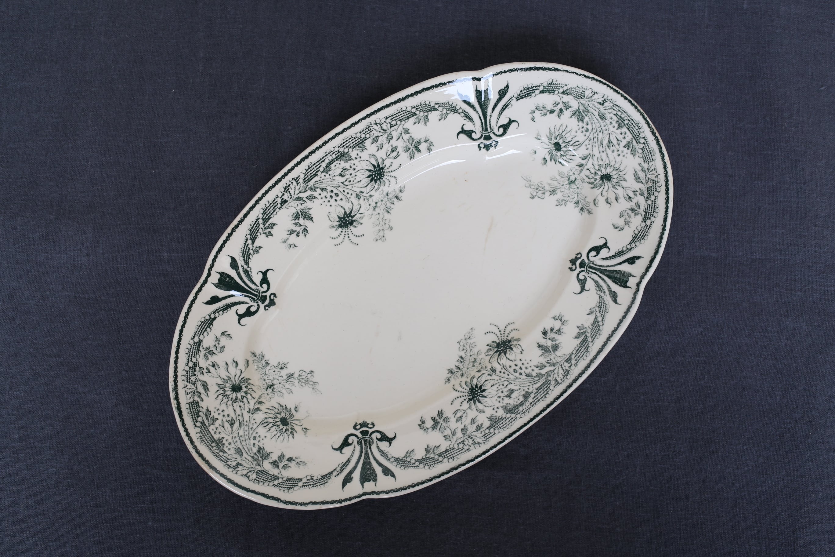 フランス アンティーク ヴィンテージ U&C SARREGUEMINES サルグミンヌ ラヴィエ オーバル皿『MOLIÈRE』