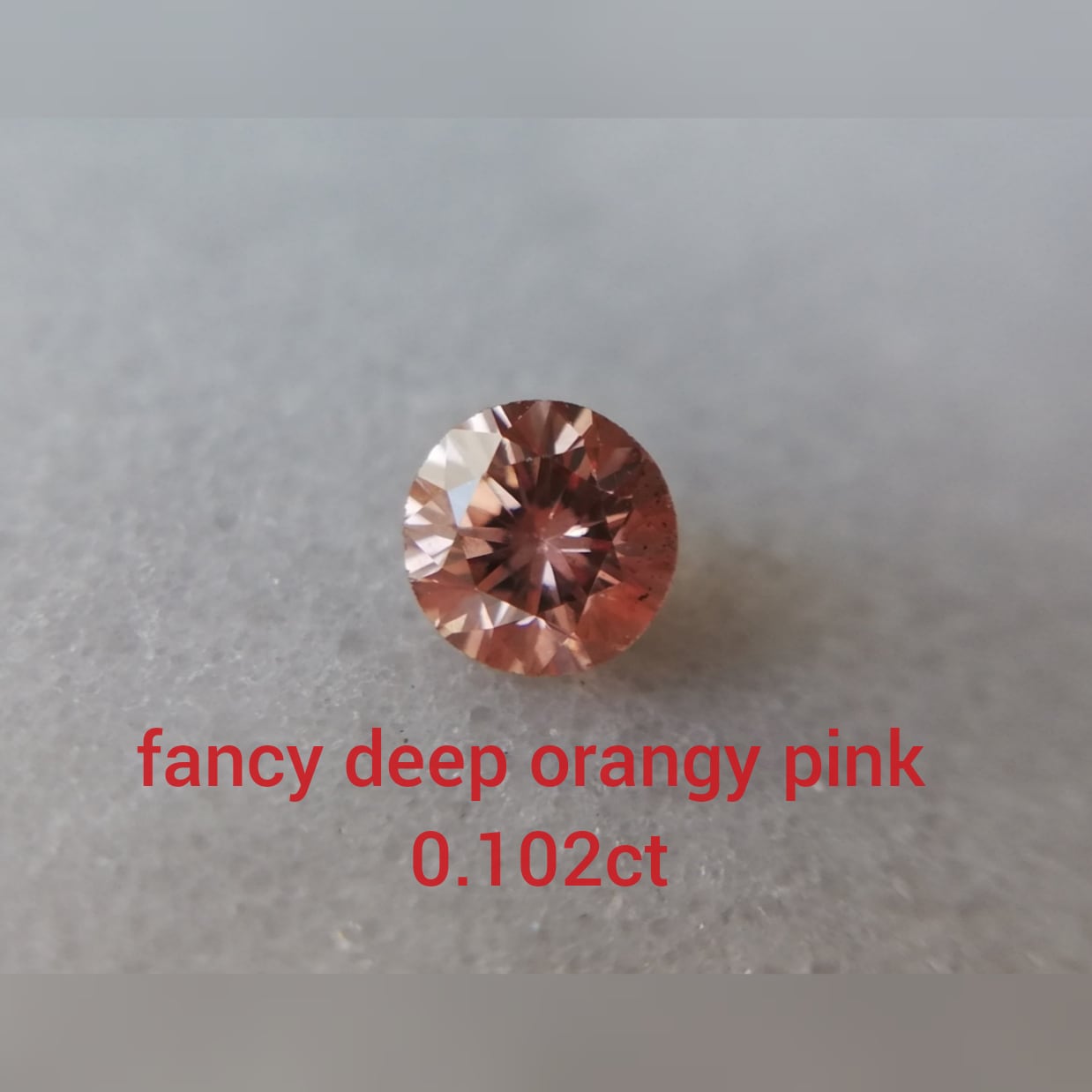 0.060ct　FANCY DEEP　ORANGY　PINK　SI-1　ラウンド