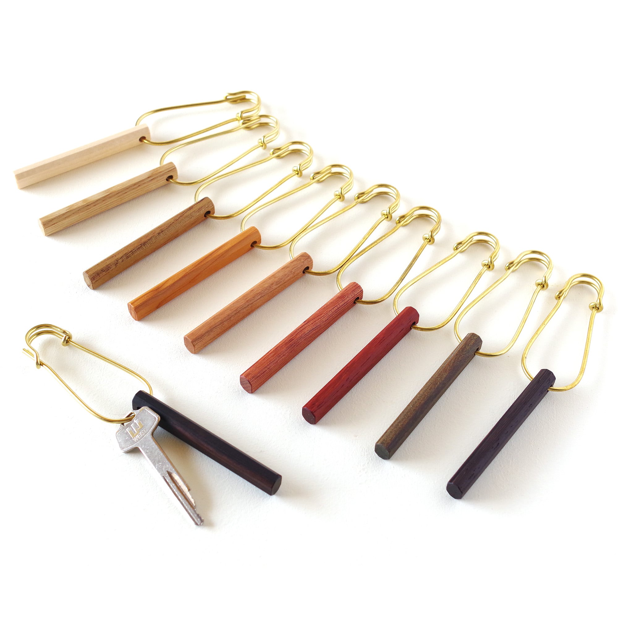 銘木端材のネクタイピン/ Tie clip made from scraps of precious wood