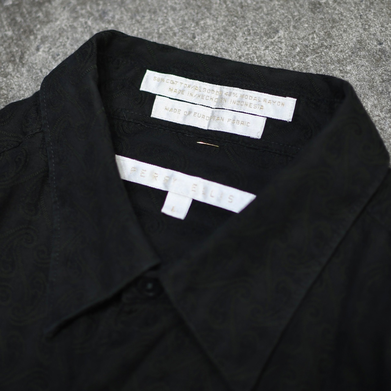 Perry Ellis paisley pattern rayon shirt