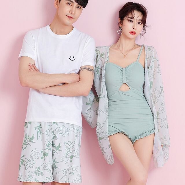 【予約販売】水着 カップル水着 3点セット ペアルック メンズ レディース フリル フラワー柄 花柄 グリーン ワンピース ガウン 海水パンツ ペア水着 恋人 おそろい お揃い M/L/XL/2XL