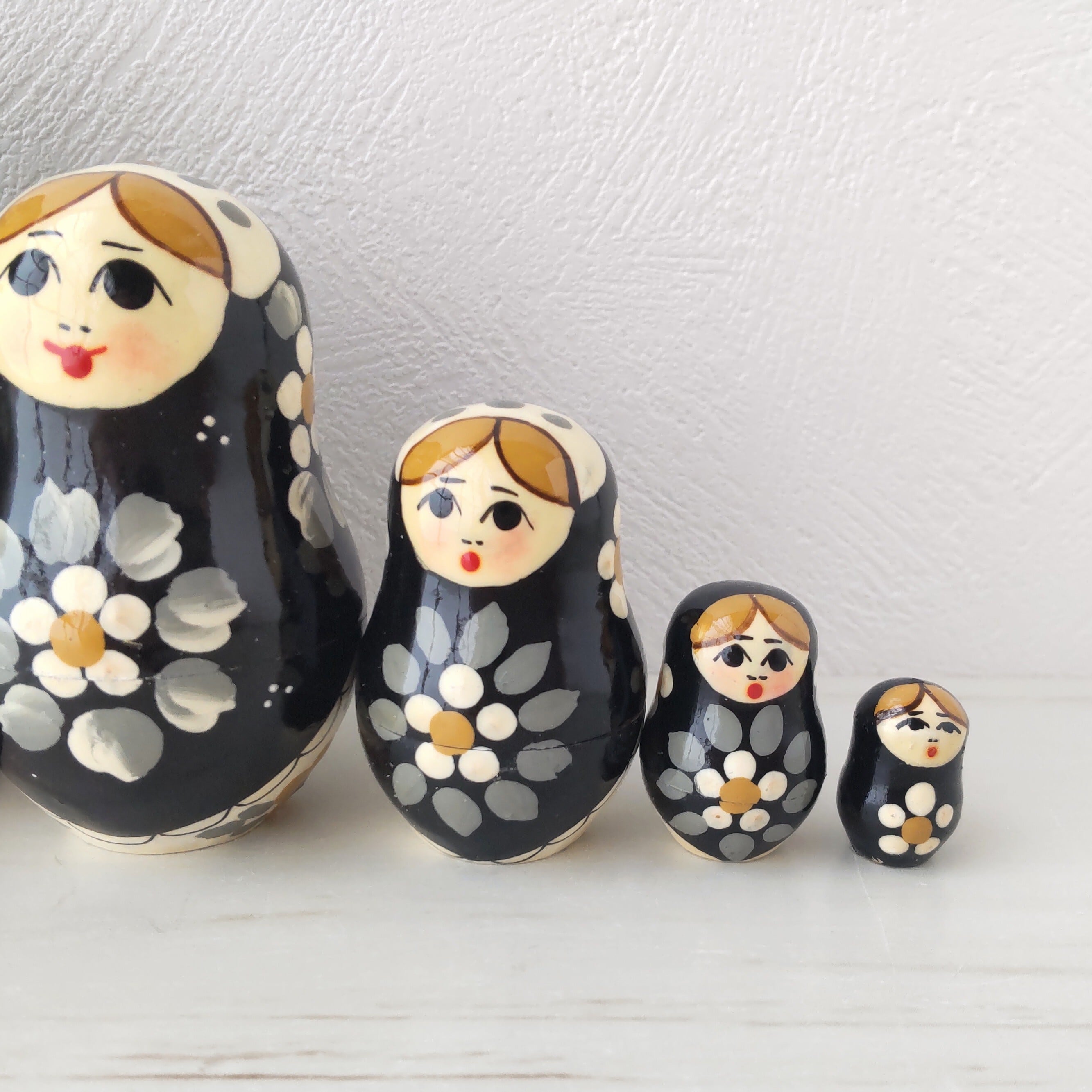 ロシア雑貨☆ネコマトリョーシカ『牡丹の花の猫姫』(5P)H15.5cm めづらい
