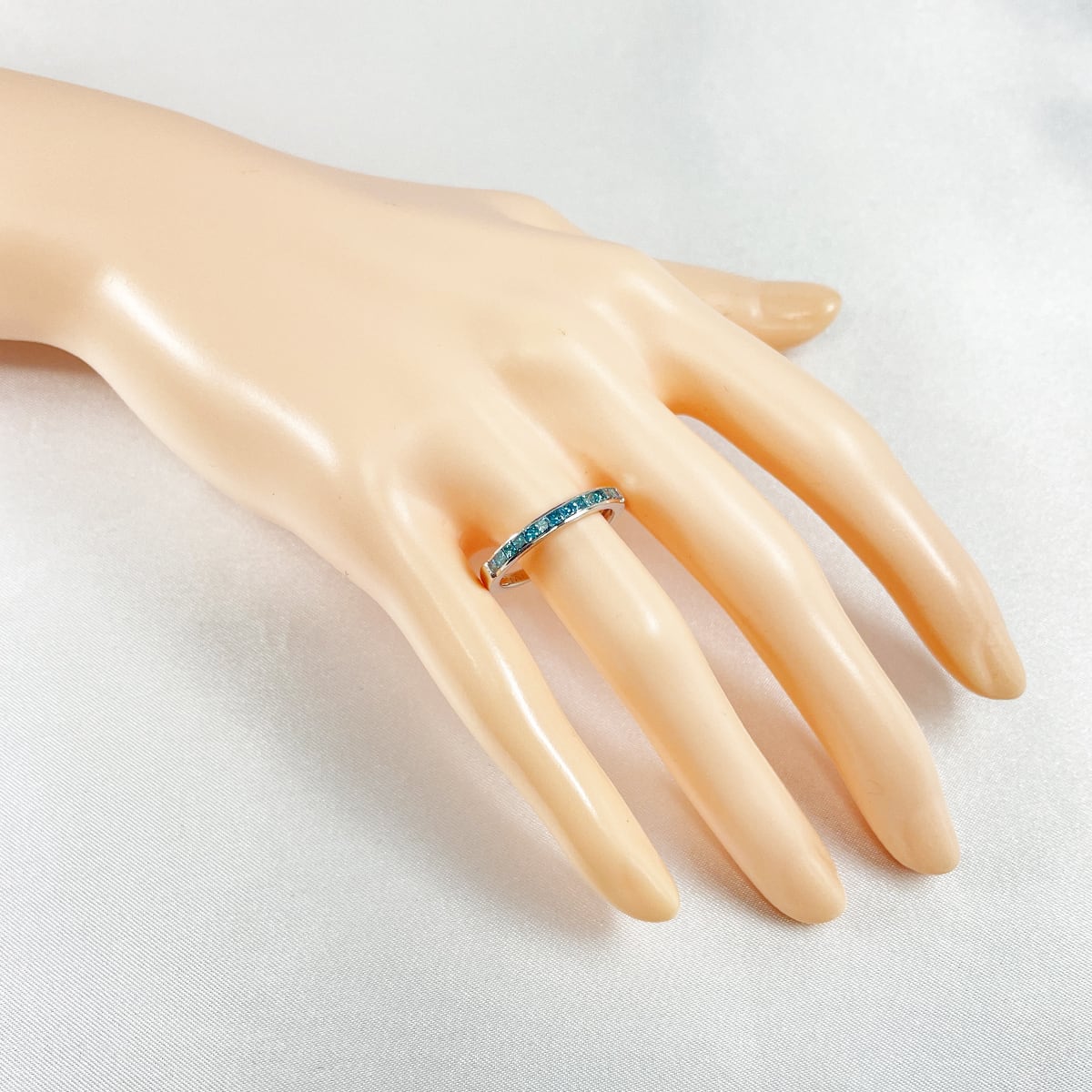 【GSTV】Pt950 天然ブルーダイヤモンド 0.38ct ハーフエタニティ GSTV】Pt950 天然ブルーダイヤモンド 0.38ct ハーフエタニティ